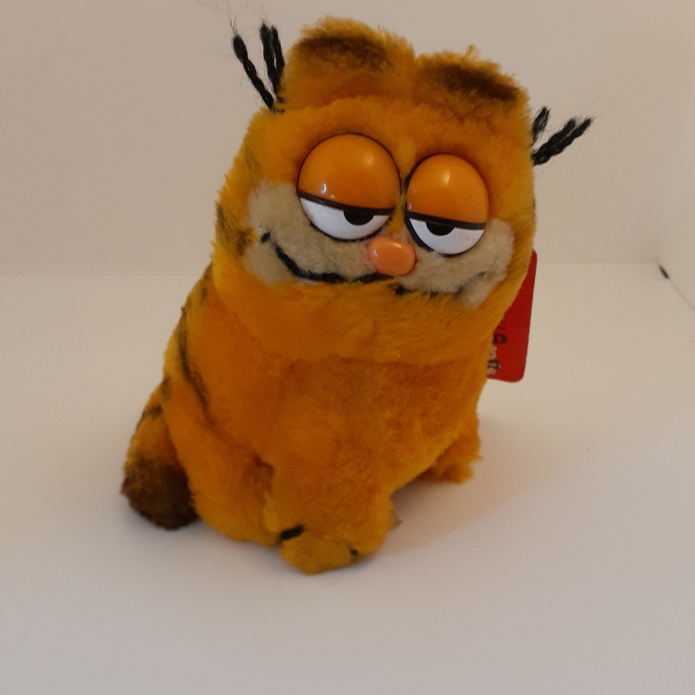 *Tags* Small Bean Dakin Garfield 1981